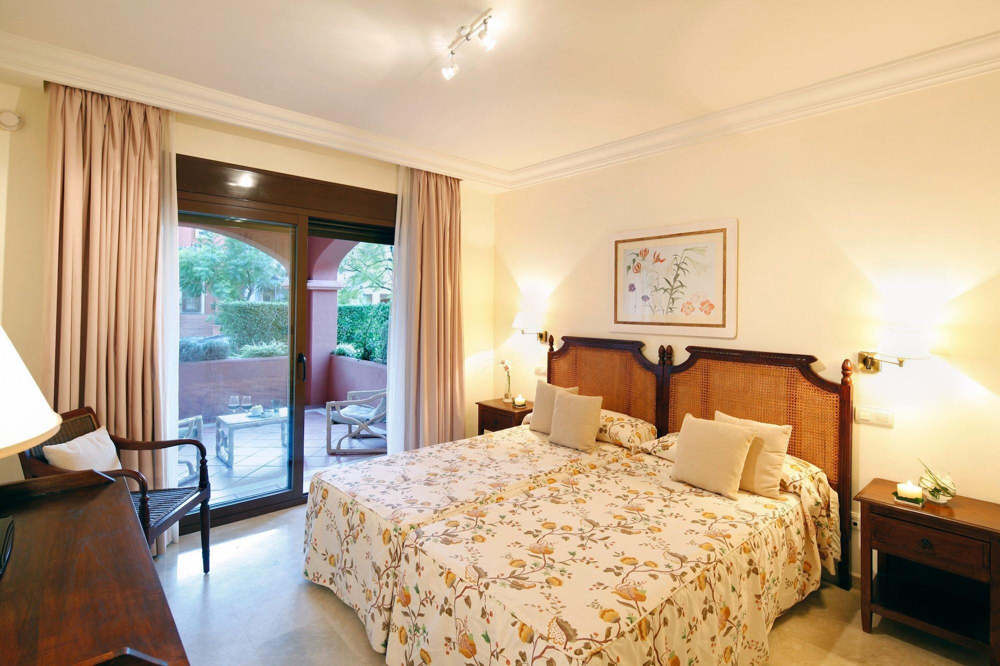 מארבלה Vasari Resort מראה חיצוני תמונה