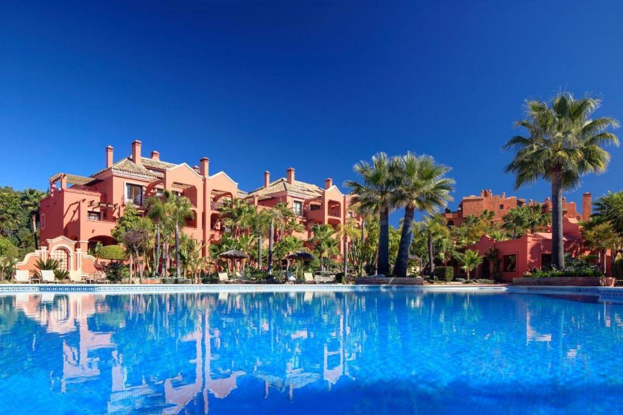 מארבלה Vasari Resort מראה חיצוני תמונה