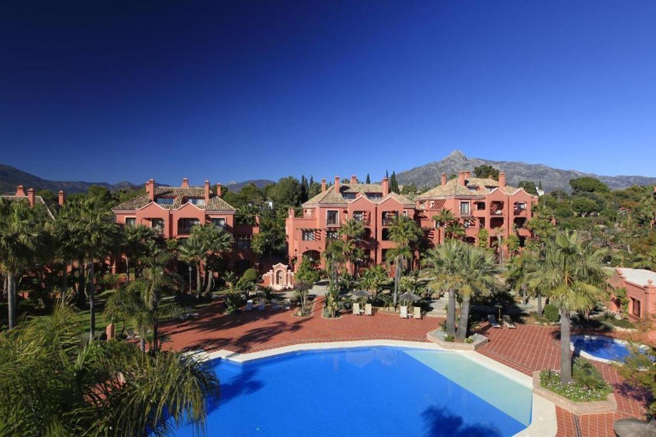מארבלה Vasari Resort מראה חיצוני תמונה
