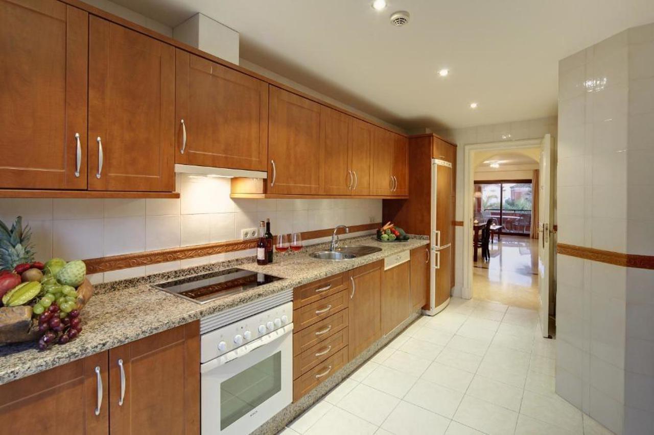 מארבלה Vasari Resort מראה חיצוני תמונה