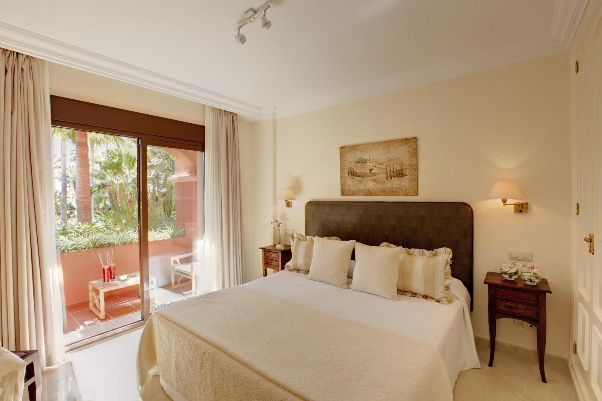 מארבלה Vasari Resort מראה חיצוני תמונה