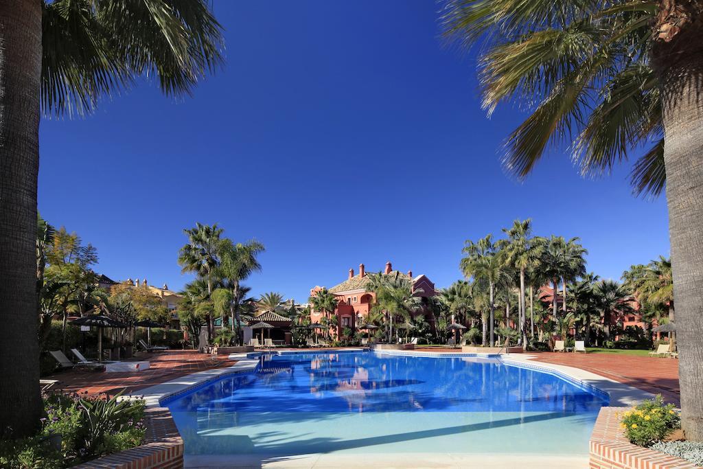 מארבלה Vasari Resort מראה חיצוני תמונה