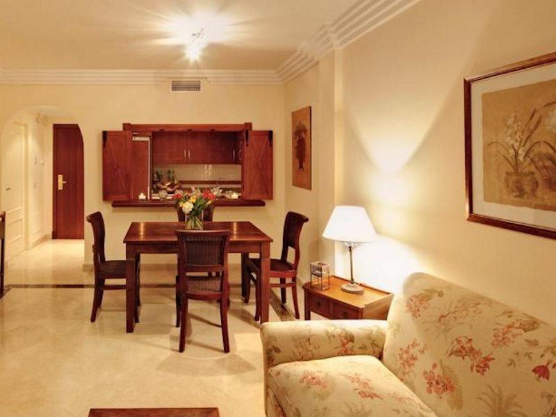 מארבלה Vasari Resort מראה חיצוני תמונה
