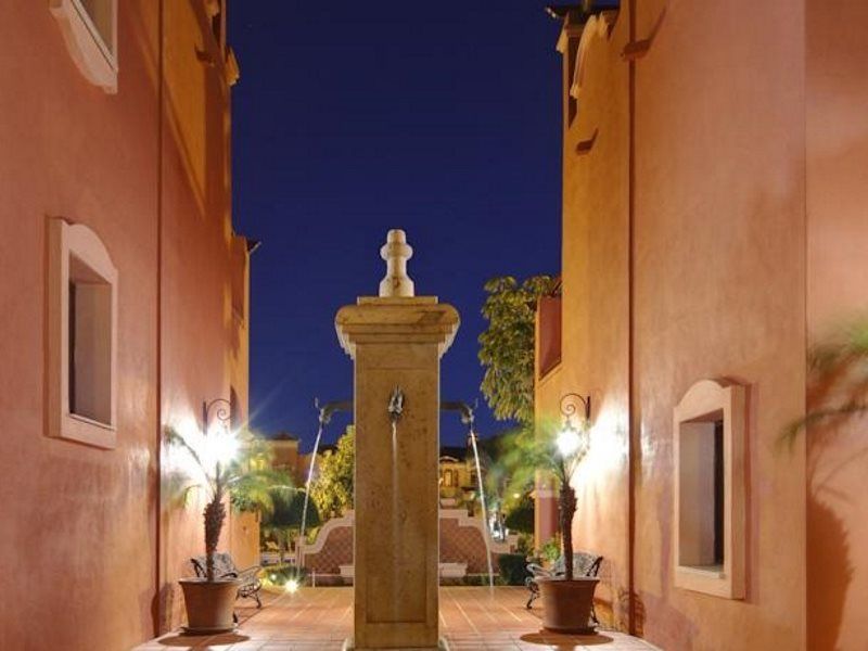 מארבלה Vasari Resort מראה חיצוני תמונה