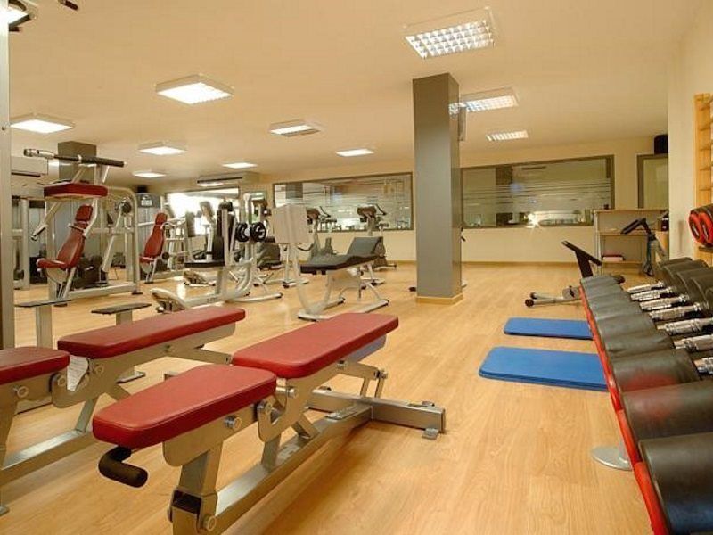 מארבלה Vasari Resort מראה חיצוני תמונה