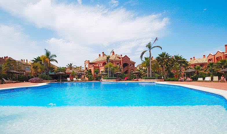 מארבלה Vasari Resort מראה חיצוני תמונה