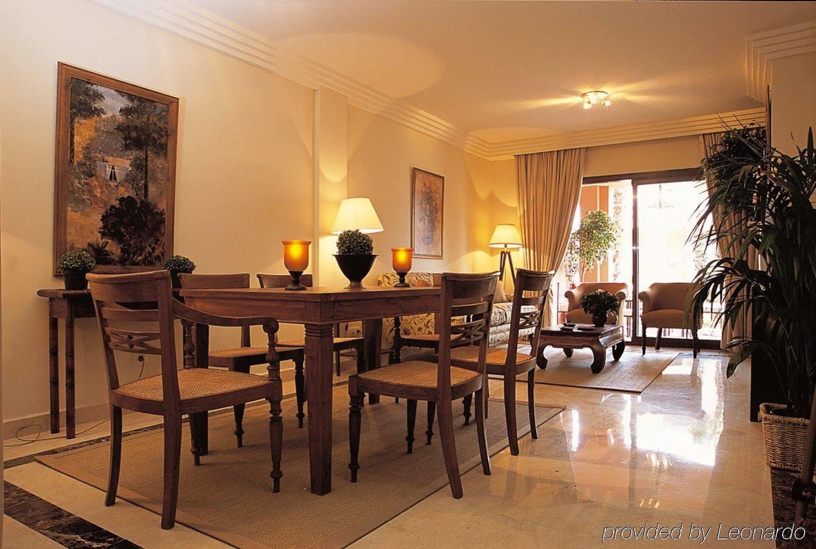 מארבלה Vasari Resort מראה חיצוני תמונה